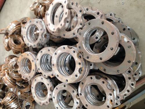 不銹鋼法蘭不易腐蝕的原因；